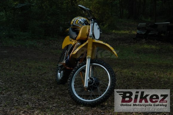 1981 Suzuki RM 465 photo